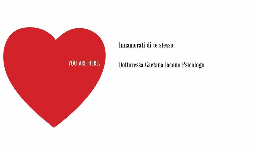cuore rosso con scritta bianca you are here